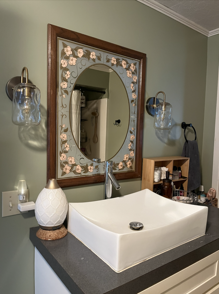 $5 mirror found thrifting